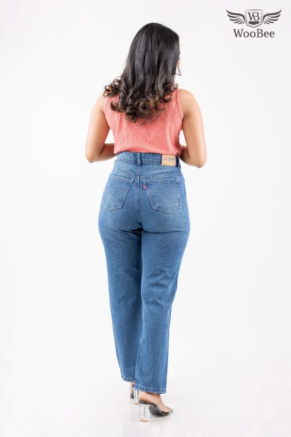 HIGHWAIST PATCH MOM JEANS - Image 9
