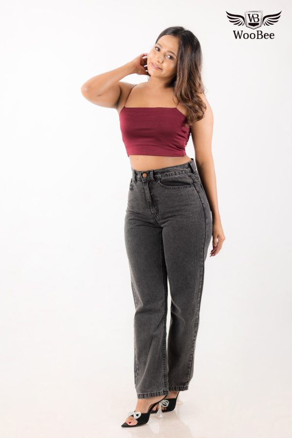 HIGHWAIST ACID WASHED BLACK MOM JEANS - Image 2
