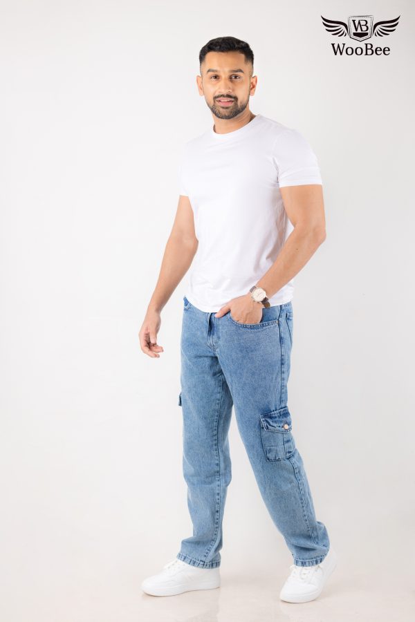 GENTS ACID WASHED CARGO POCKET JEANS - Image 3
